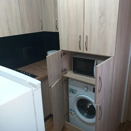 Appartamento - 2 Sypialnie, Kuchnia, Lazienka - 6 Osobowy N6 - Freezerhause Izdebno- Noclegigrodziskpl 792-535-535 *