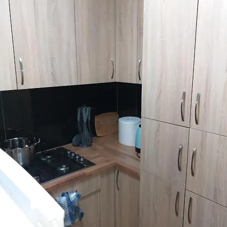 - 2 Sypialnie, Kuchnia, Lazienka - 6 Osobowy N6 - Freezerhause Izdebno- Noclegigrodziskpl 792-535-535 Appartamento *